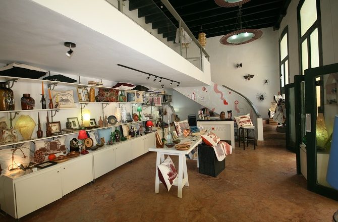 Piscolabis designer store in Old Havana