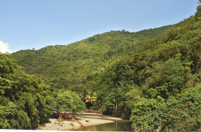 Crossing over a river on the way to Baracoa