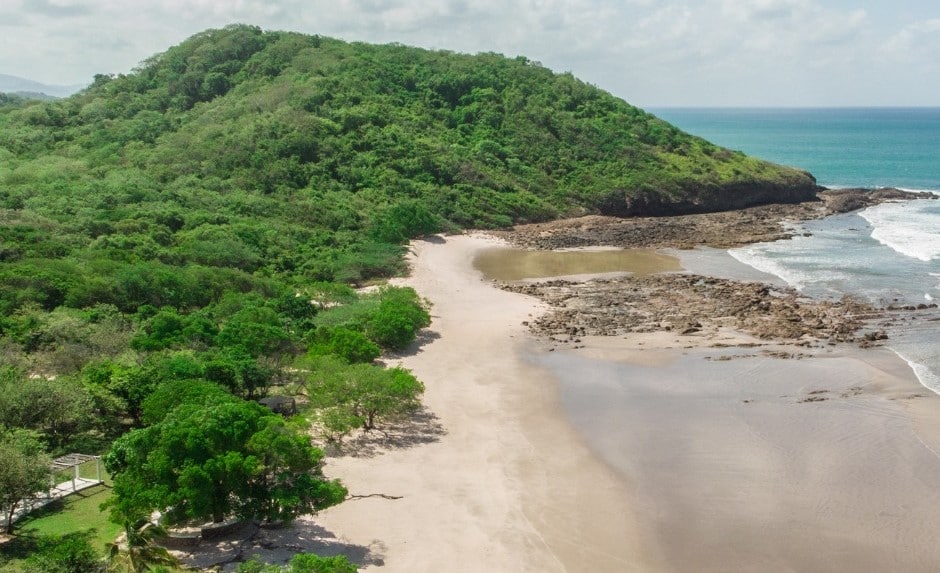 Hotel Punta Teonoste Beach