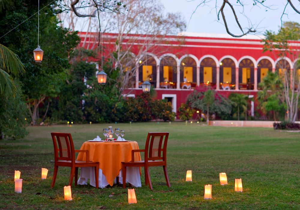 Romantic Dinner Mexico